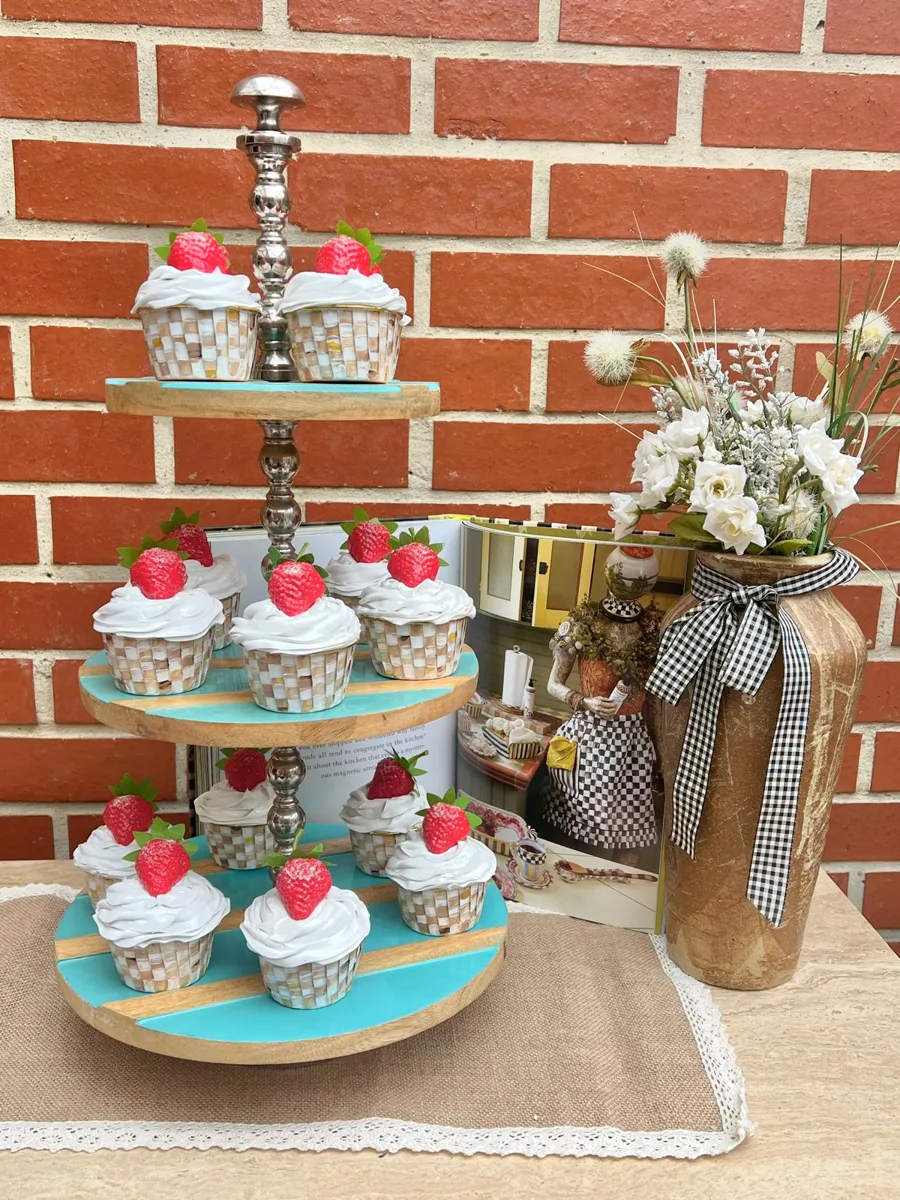 Artificial Fake Cupcakes. Set of 5 Mocha-inspired style checks. Brown checkers h, photograph 4