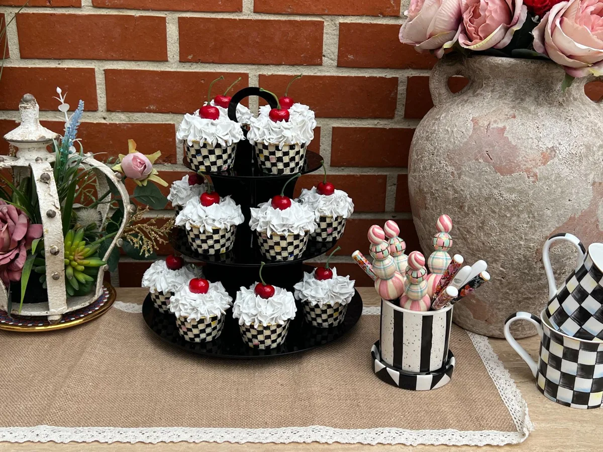 Artificial Fake Cupcakes. Set of 10 Black Check Inspired style. Black check, photograph 2