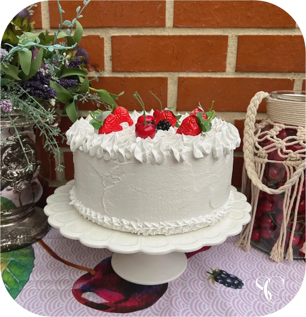 Victoria Sponge. Vanilla sponge Strawberry fruits cake theme., photograph 4