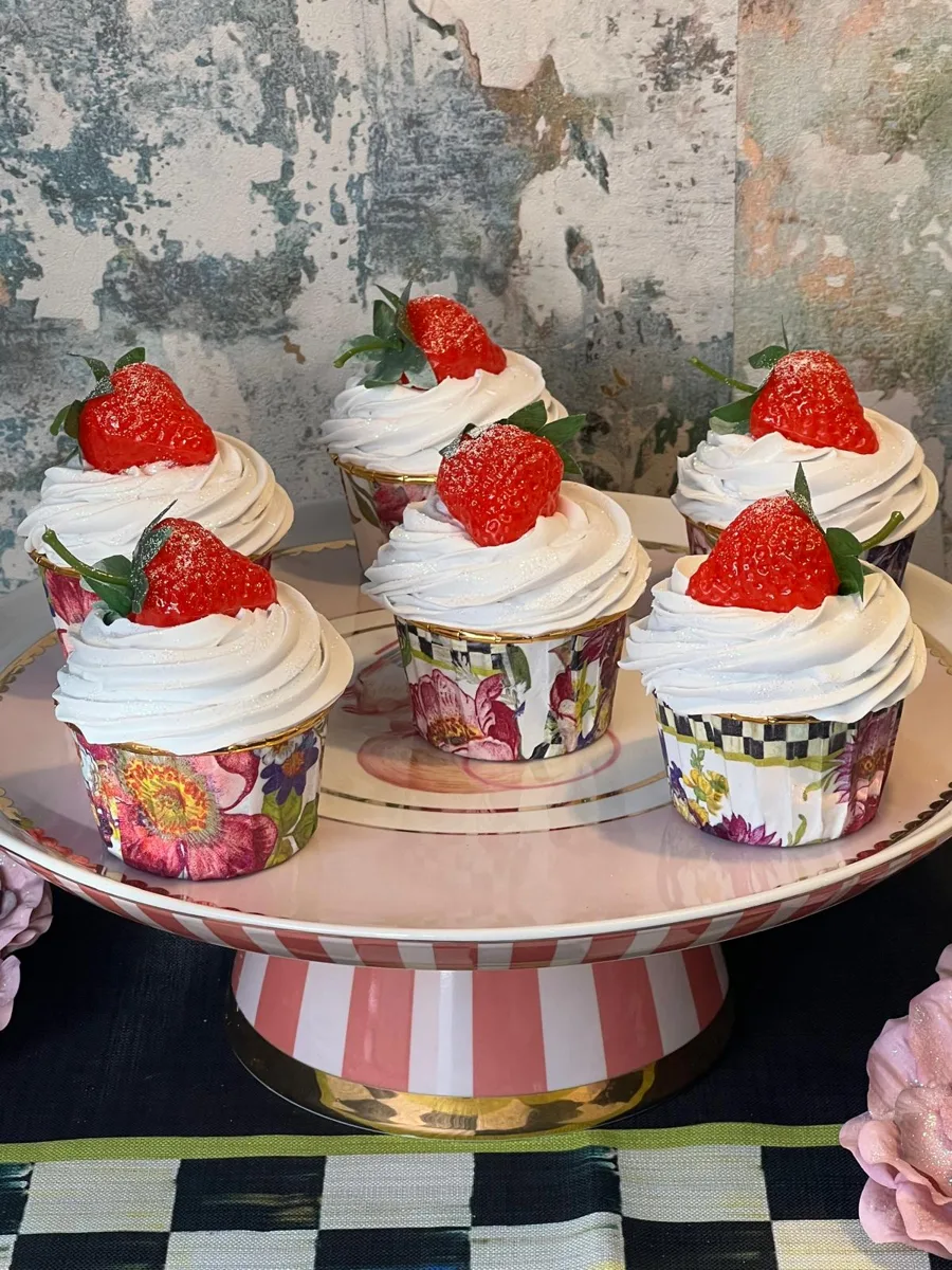 Artificial Fake Cupcakes. Set of 6 Flower-Inspired style. Black checked det, photograph 5