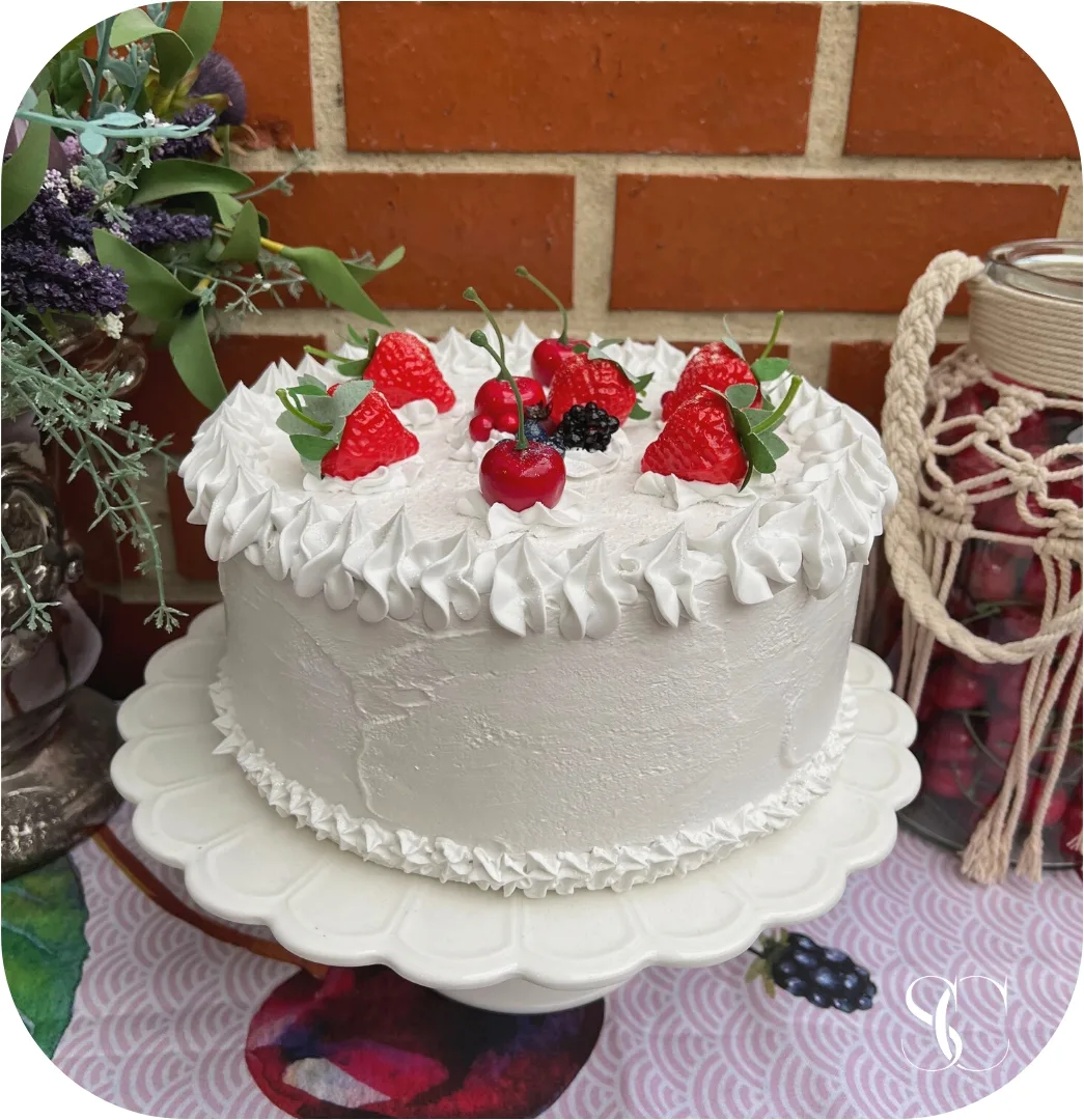 Victoria Sponge. Vanilla sponge Strawberry fruits cake theme., photograph 5