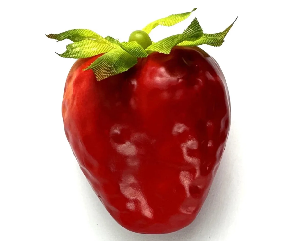 Set of 6 Artificial Strawberries, photograph 4
