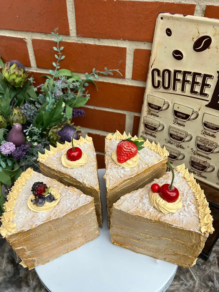 Artificial Fake Cake. 4 Fake vanilla cake slices. Mixed fruits. Faux cake. Prop, photograph 1