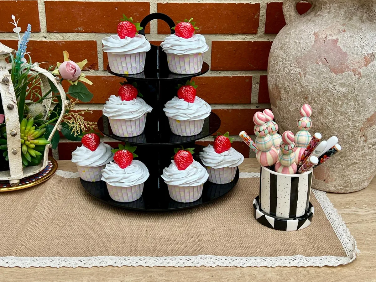 Artificial Fake Cupcakes. Set of 10 Rosy Inspired style Check. Pink checkers, photograph 2