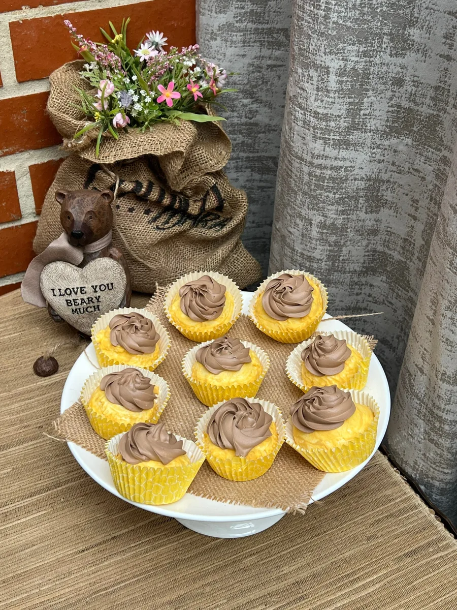 Artificial Fake Cake. Chocolate Cupcakes. Easter bunny Prop Props Kitchen Table, photograph 7